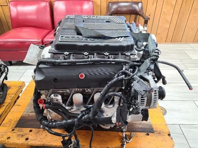 6.2L LT4 Engine – VIN 6, 8th Digit Option 6.2L LT4 Engine – VIN 6, 8th Digit Option